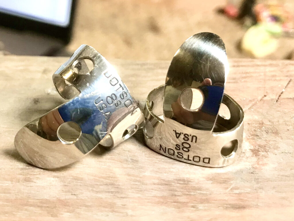 Dotson Vintage style Fingerpicks